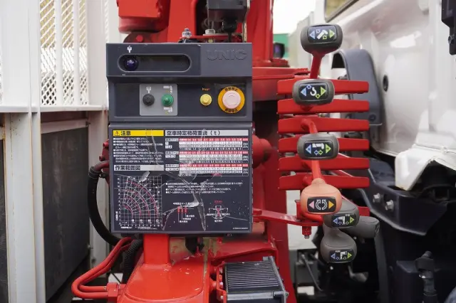 日野 レンジャー 2KG-FD2ABA(2WD)の写真30