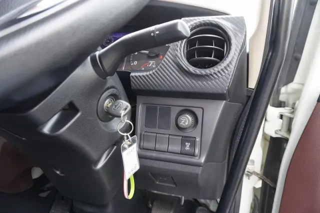 日野 レンジャー 2KG-FD2ABA(2WD)の写真37