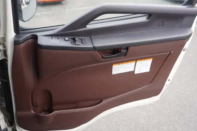 日野 レンジャー 2KG-FD2ABA(2WD)の写真39