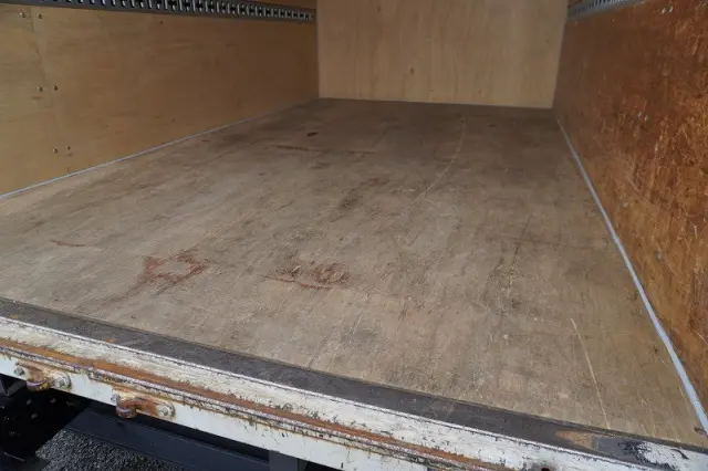 三菱 キャンター TPG-FBA00(2WD)の写真20