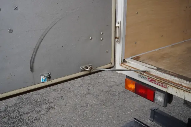 三菱 キャンター TPG-FBA00(2WD)の写真22