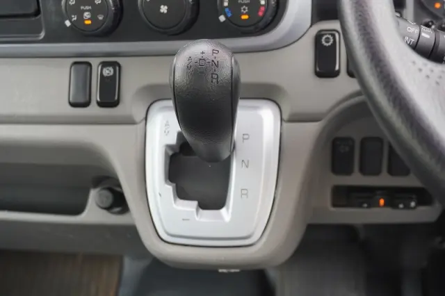 三菱 キャンター TPG-FBA00(2WD)の写真27