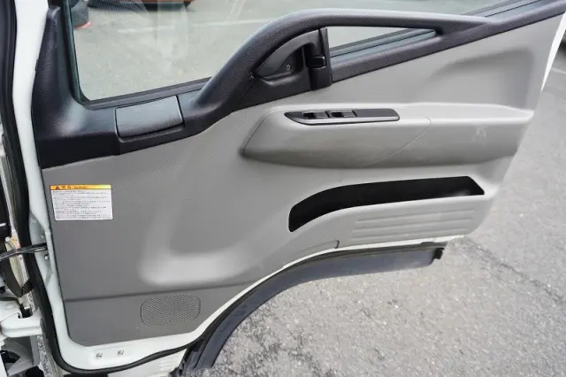 三菱 キャンター TPG-FBA00(2WD)の写真32