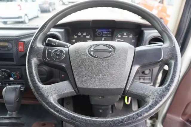 日野 レンジャー 2KG-FC2ABA(2WD)の写真33