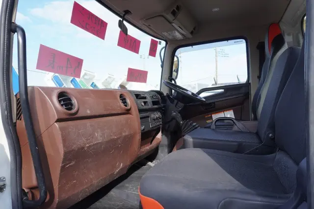 日野 レンジャー 2KG-FC2ABA(2WD)の写真40