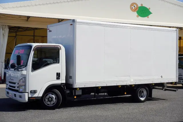 いすゞ エルフ TPG-NPR85AN(2WD)の写真1