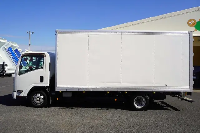 いすゞ エルフ TPG-NPR85AN(2WD)の写真3