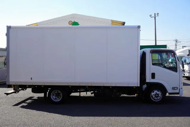 いすゞ エルフ TPG-NPR85AN(2WD)の写真5