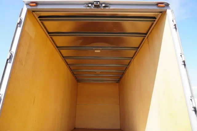 いすゞ エルフ TPG-NPR85AN(2WD)の写真20