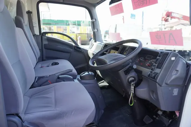 いすゞ エルフ TPG-NPR85AN(2WD)の写真36