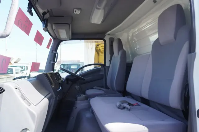 いすゞ エルフ TPG-NPR85AN(2WD)の写真38