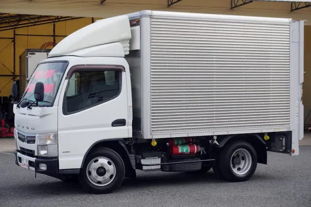 三菱 キャンター TPG-FEA50(2WD)の写真1