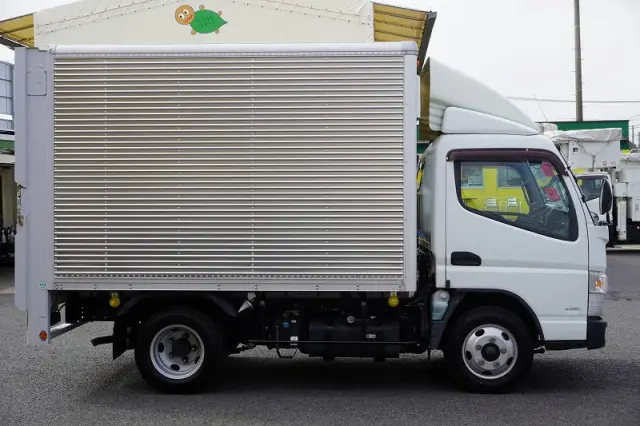 三菱 キャンター TPG-FEA50(2WD)の写真5