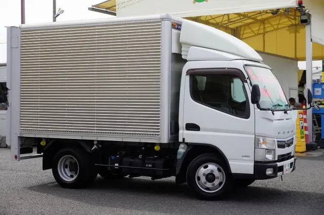三菱 キャンター TPG-FEA50(2WD)の写真6