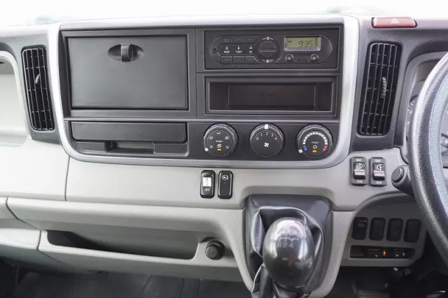 三菱 キャンター TPG-FEA50(2WD)の写真34