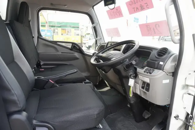三菱 キャンター TPG-FEA50(2WD)の写真40