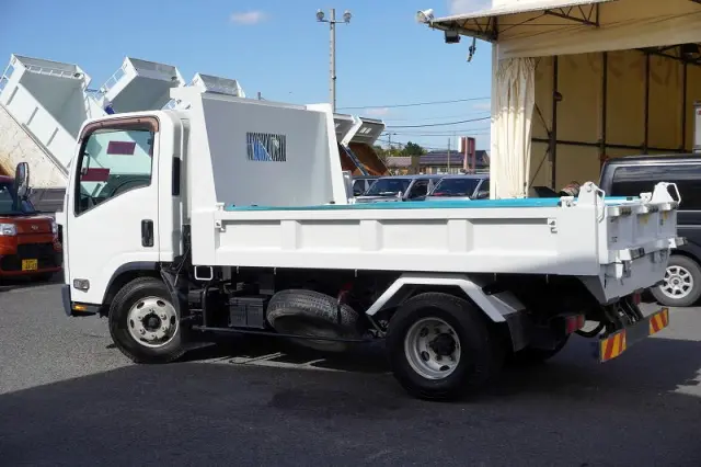 いすゞ エルフ TKG-NPR85YN(2WD)の写真7