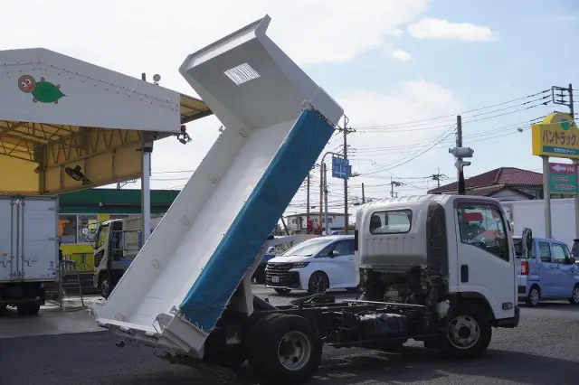 いすゞ エルフ TKG-NPR85YN(2WD)の写真29