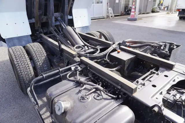 いすゞ エルフ TKG-NPR85YN(2WD)の写真30