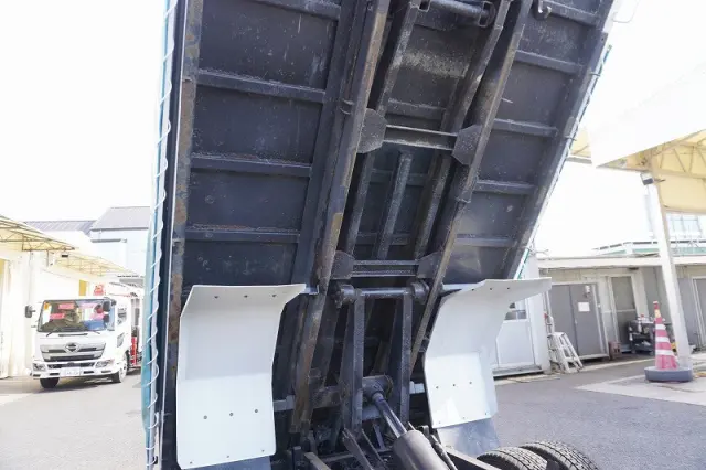 いすゞ エルフ TKG-NPR85YN(2WD)の写真31