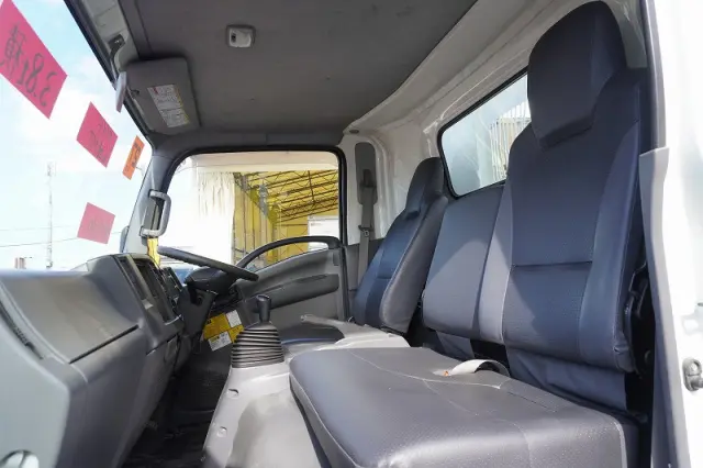 いすゞ エルフ TKG-NPR85YN(2WD)の写真41