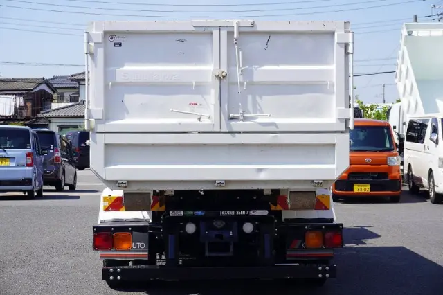 いすゞ フォワード 2RG-FRR90S2(2WD)の写真4