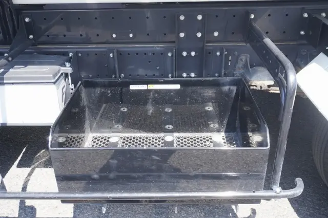 いすゞ フォワード 2RG-FRR90S2(2WD)の写真12