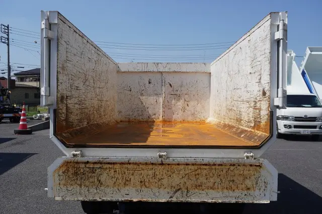 いすゞ フォワード 2RG-FRR90S2(2WD)の写真19