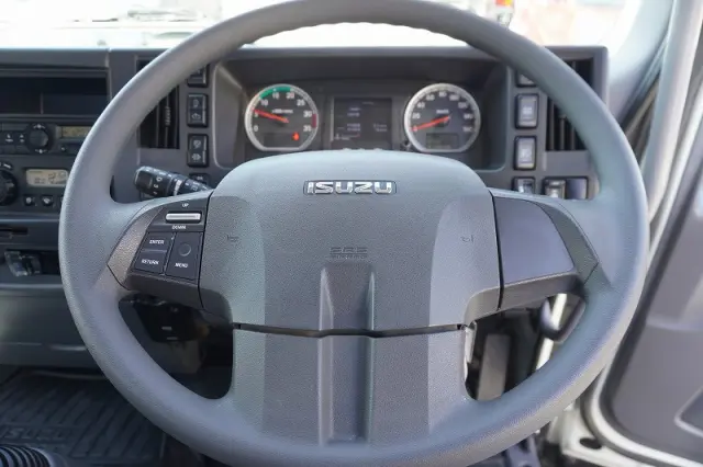 いすゞ フォワード 2RG-FRR90S2(2WD)の写真28