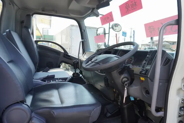 いすゞ フォワード 2RG-FRR90S2(2WD)の写真35