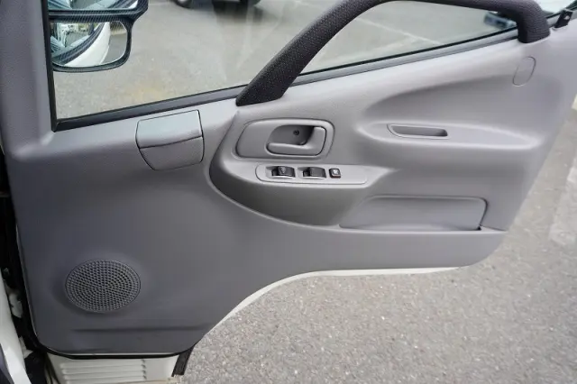 日野 デュトロ TKG-XZU605M(2WD)の写真28