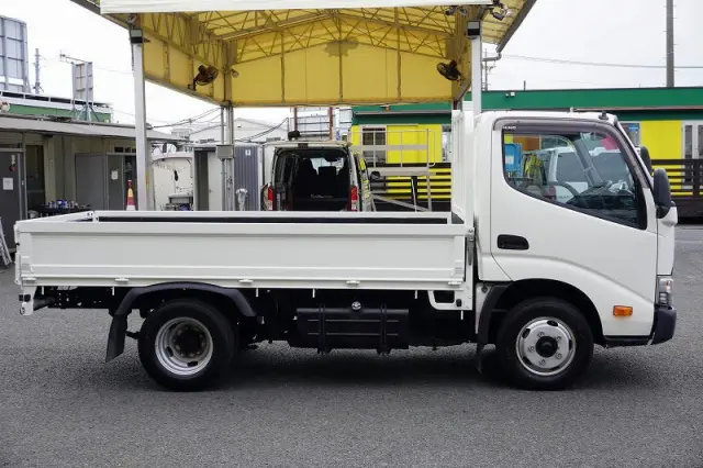 日野 デュトロ TKG-XZU605M(2WD)の写真5