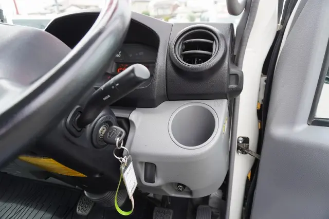 日野 デュトロ TKG-XZU605M(2WD)の写真27