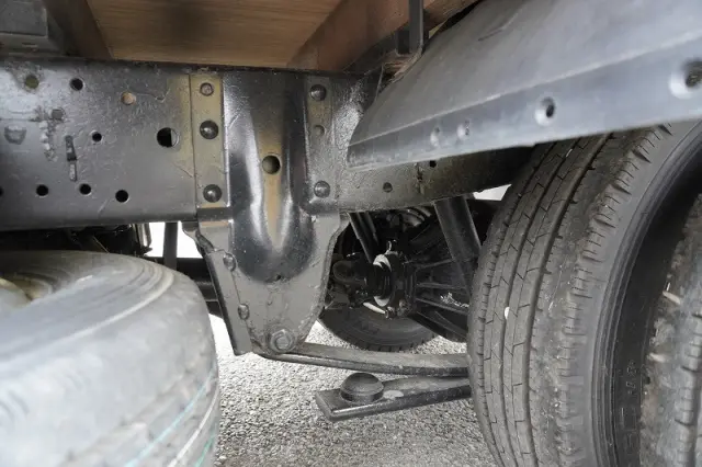 いすゞ エルフ TRG-NJR85A(2WD)の写真11