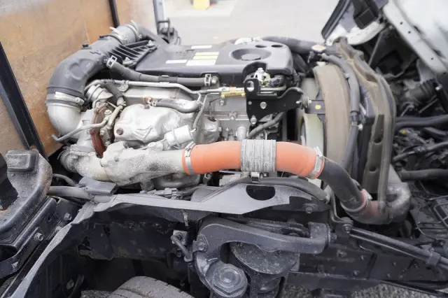 いすゞ エルフ TRG-NJR85A(2WD)の写真15