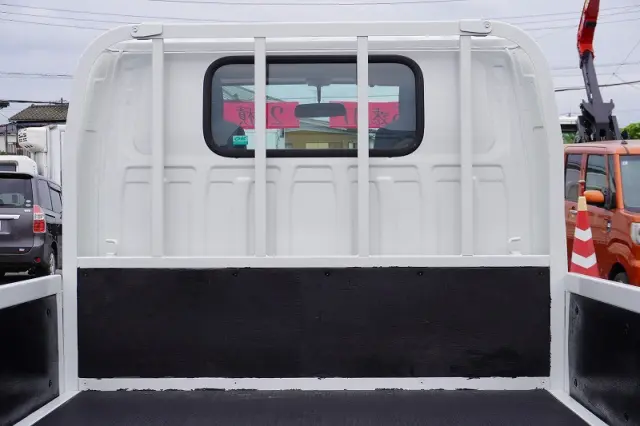 いすゞ エルフ TRG-NJR85A(2WD)の写真18