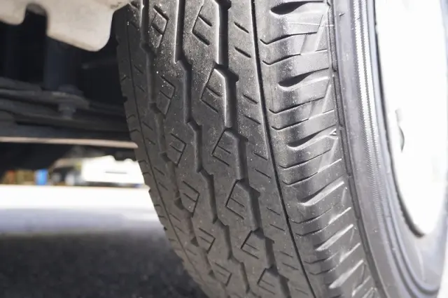 トヨタ ハイエースバン CBF-TRH200V(2WD)の写真11