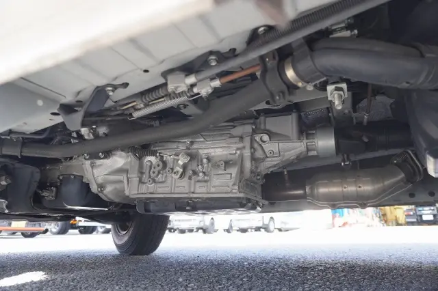 トヨタ ハイエースバン CBF-TRH200V(2WD)の写真13