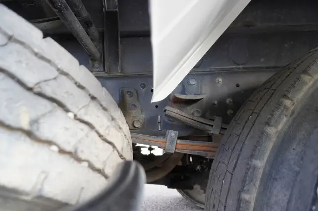 いすゞ フォワード TKG-FRR90S1(2WD)の写真11