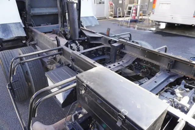 いすゞ フォワード TKG-FRR90S1(2WD)の写真27