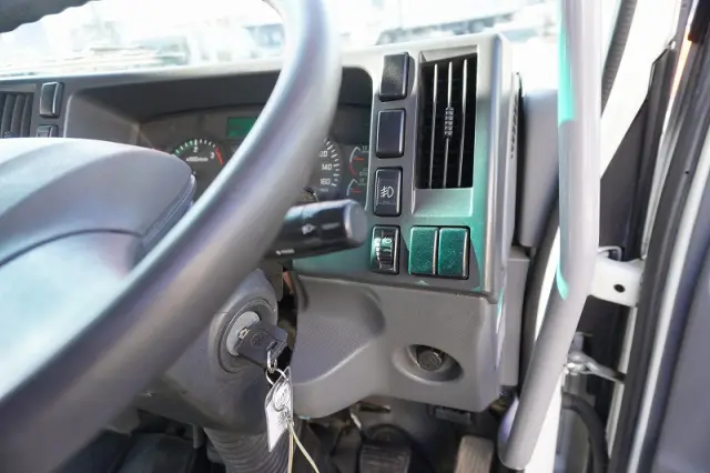 いすゞ フォワード TKG-FRR90S1(2WD)の写真34