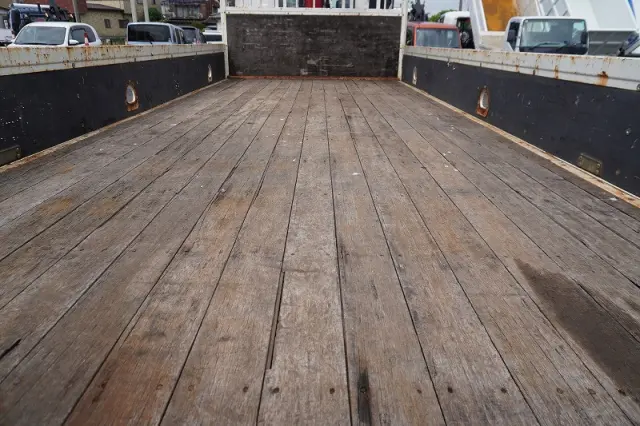 日野 レンジャー 2KG-FC2ABA(2WD)の写真18