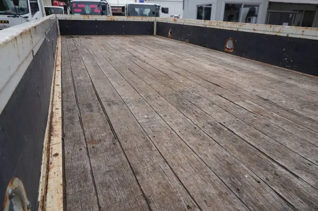 日野 レンジャー 2KG-FC2ABA(2WD)の写真22