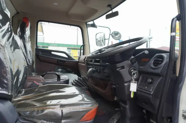 日野 レンジャー 2KG-FC2ABA(2WD)の写真40