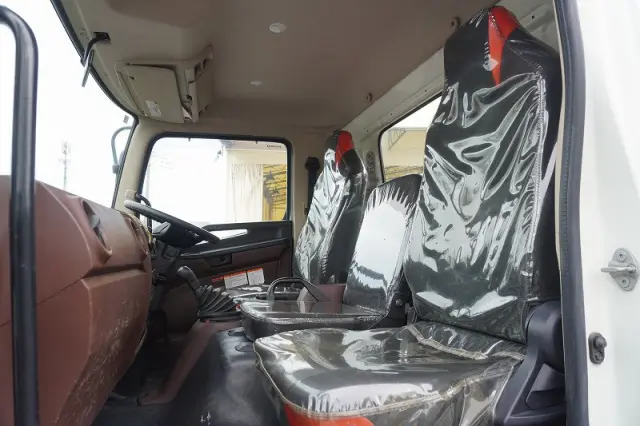 日野 レンジャー 2KG-FC2ABA(2WD)の写真42