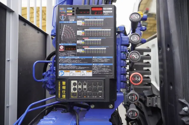 三菱 ファイター 2KG-FK62FZ(2WD)の写真29