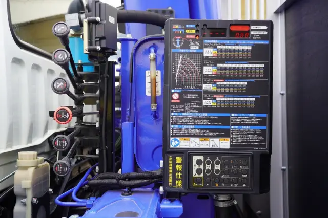 三菱 ファイター 2KG-FK62FZ(2WD)の写真30