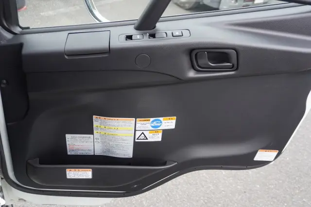 三菱 ファイター 2KG-FK62FZ(2WD)の写真38