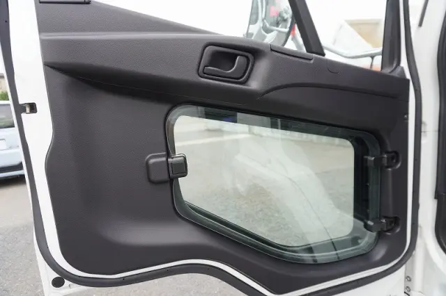 三菱 ファイター 2KG-FK62FZ(2WD)の写真43