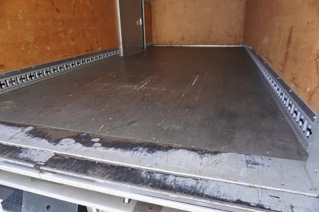 トヨタ ダイナ TKG-XZU710(2WD)の写真22